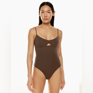 Aritzia Babaton Novus Contour Bodysuit in Espresso (size M) - NWOT